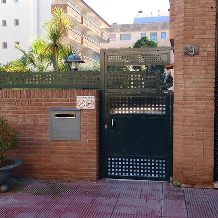 Apartamento Antilles Fenals a 100m de la playa Lloret de Mar Exterior foto